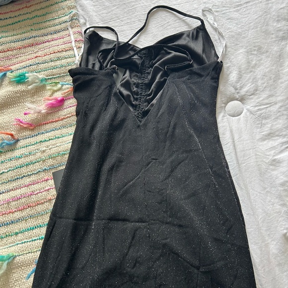 NWT black mini dress lulus - Picture 4 of 5